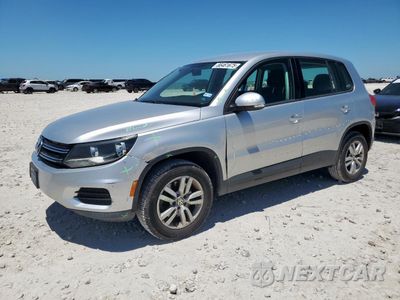 2014 VOLKSWAGEN TIGUAN S WVGAV3AX8EW549304 - główne zdjęcie licytacji z USA - miniatura