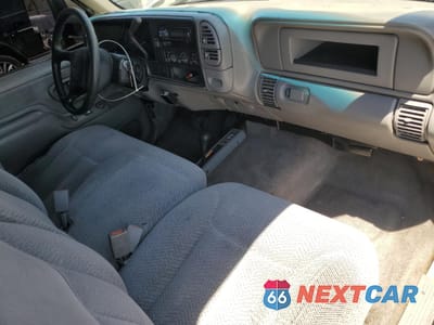 Zdjęcie 8 z 14 samochodu: 1998 CHEVROLET GMT-400 K2500 VIN:1GCGK29R1WE217428 - miniatura