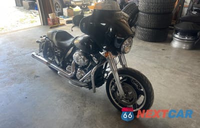 2011 HARLEY-DAVIDSON FLHX 1HD1KBM14BB659525 - główne zdjęcie licytacji z USA - miniatura