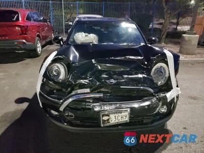 Piąte zdjęcie samochodu w środku: 2018 MINI COOPER CLUBMAN ALL4 VIN:WMWLU1C52J2F29440 - miniatura
