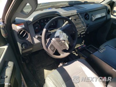 Zdjęcie 8 z 12 samochodu: 2011 FORD F550 SUPER DUTY VIN:1FDUF5HT5BEB96630 - miniatura