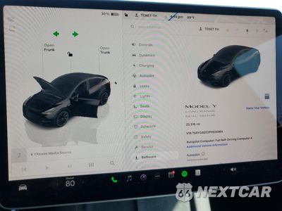 Zdjęcie 9 z 14 samochodu: 2023 TESLA MODEL Y VIN:7SAYGAEE3PF834464 - miniatura