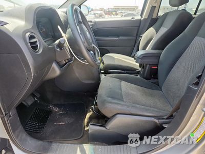 Zdjęcie 7 z 13 samochodu: 2015 JEEP COMPASS SPORT VIN:1C4NJCBA3FD273381 - miniatura