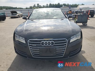 Piąte zdjęcie samochodu w środku: 2014 AUDI A7 PREMIUM PLUS VIN:WAUWGAFC5EN082991 - miniatura