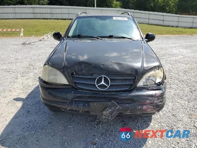 Piąte zdjęcie samochodu w środku: 2000 MERCEDES-BENZ ML 320 VIN:4JGAB54E5YA195189 - miniatura