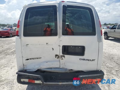 Zdjęcie 6 z 13 samochodu: 2004 CHEVROLET EXPRESS G2500 VIN:1GCGG25V641106110 - miniatura