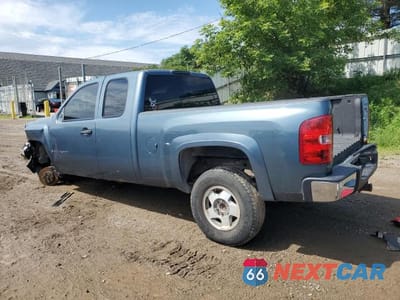 Drugie zdjęcie samochodu z przodu: 2008 CHEVROLET SILVERADO K1500 VIN:2GCEK190281100688 - miniatura
