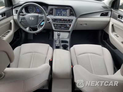 Zdjęcie 8 z 13 samochodu: 2016 HYUNDAI SONATA SPORT VIN:5NPE34AF6GH436436 - miniatura