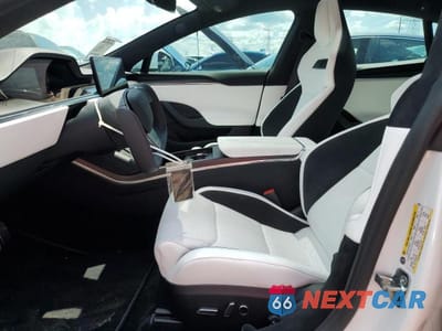 Zdjęcie 7 z 13 samochodu: 2025 TESLA MODEL S VIN:5YJSA1E67SF548347 - miniatura