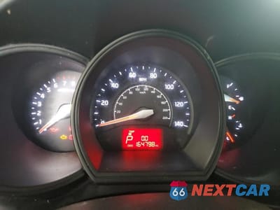 Zdjęcie 9 z 12 samochodu: 2017 KIA RIO LX VIN:KNADM4A38H6044923 - miniatura