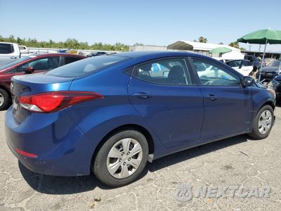 Trzecie zdjęcie samochodu z tyłu: 2016 HYUNDAI ELANTRA SE VIN:5NPDH4AE8GH674647 - miniatura
