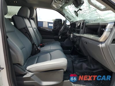 Piąte zdjęcie samochodu w środku: 2024 FORD F450 SUPER DUTY VIN:1FD0W4HT3REF86208 - miniatura