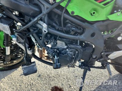 Zdjęcie 8 z 13 samochodu: 2024 KAWASAKI ZX400 S VIN:ML5ZXCS11RDA15703 - miniatura