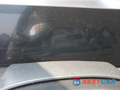 Zdjęcie 9 z 15 samochodu: 2025 BMW X7 XDRIVE40I VIN:5UX23EM04S9Z36515 - miniatura