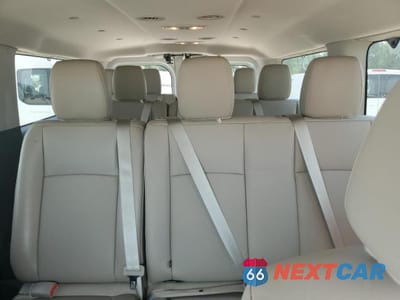 Zdjęcie 10 z 14 samochodu: 2018 NISSAN NV 3500 S VIN:5BZAF0AA1JN853490 - miniatura