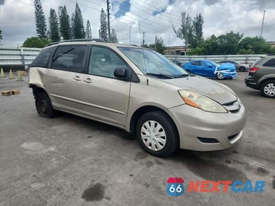 Czwarte zdjęcie samochodu z boku: 2006 TOYOTA SIEANNA VIN:5TDZA23C96S433084 - miniatura