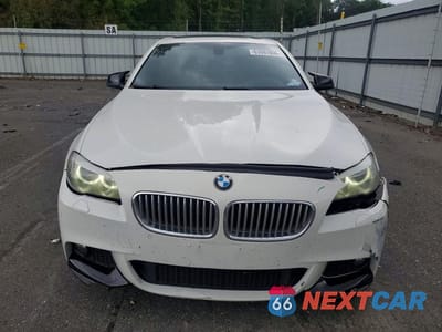 Piąte zdjęcie samochodu w środku: 2013 BMW 550 XI VIN:WBAFU9C54DDY72400 - miniatura