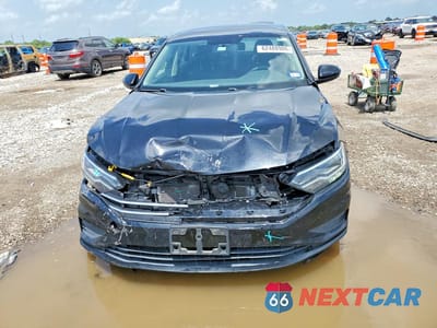 Piąte zdjęcie samochodu w środku: 2021 VOLKSWAGEN JETTA S VIN:3VWC57BU1MM070520 - miniatura