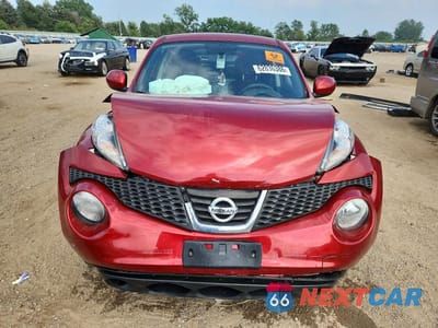 Piąte zdjęcie samochodu w środku: 2014 NISSAN JUKE SV VIN:JN8AF5MVXET363647 - miniatura