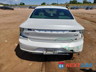 Zdjęcie 6 z 12 samochodu: 2017 VOLVO S90 T6 MOMENTUM VIN:YV1A22MK0H1011702 - miniatura