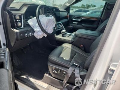 Zdjęcie 7 z 12 samochodu: 2024 GMC SIERRA K1500 DENALI VIN:3GTUUGED0RG118195 - miniatura
