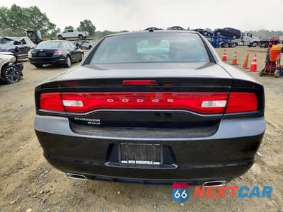 Zdjęcie 6 z 12 samochodu: 2013 DODGE CHARGER SXT VIN:2C3CDXJG9DH678841 - miniatura