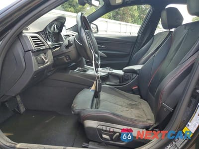 Zdjęcie 7 z 12 samochodu: 2013 BMW 335 XI VIN:WBA3B9C55DF585466 - miniatura