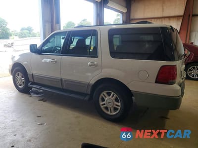 Drugie zdjęcie samochodu z przodu: 2003 FORD EXPEDITION XLT VIN:1FMRU15W63LA83012 - miniatura