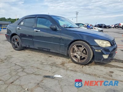 Czwarte zdjęcie samochodu z boku: 2002 LEXUS IS 300 BASE VIN:JTHBD192320047533 - miniatura