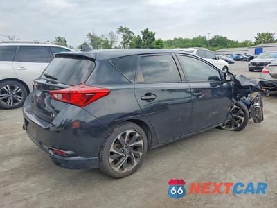 Trzecie zdjęcie samochodu z tyłu: 2018 TOYOTA COROLLA IM BASE VIN:JTNKARJEXJJ564086 - miniatura