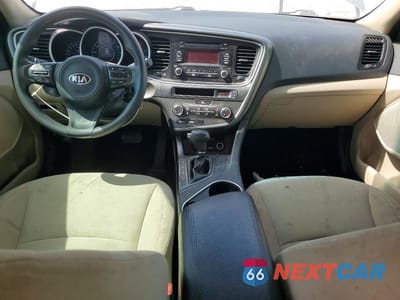 Zdjęcie 8 z 12 samochodu: 2015 KIA OPTIMA LX VIN:KNAGM4A74F5556424 - miniatura