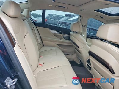 Zdjęcie 10 z 13 samochodu: 2018 BMW 750 XI VIN:WBA7F2C58JG423821 - miniatura