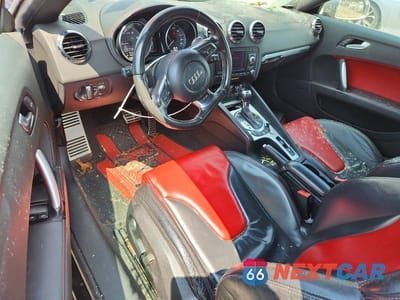 Zdjęcie 8 z 12 samochodu: 2009 AUDI TTS VIN:TRUWF38J291023848 - miniatura