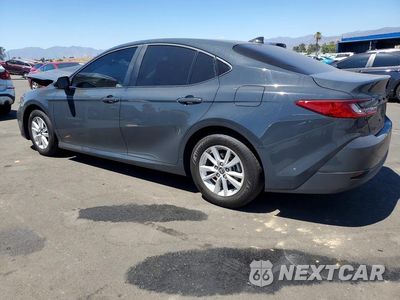 Drugie zdjęcie samochodu z przodu: 2026 TOYOTA CAMRY LE VIN:4T1DAACK4TU675442 - miniatura