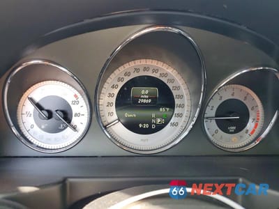 Zdjęcie 9 z 14 samochodu: 2014 MERCEDES-BENZ GLK 350 VIN:WDCGG5HB0EG329870 - miniatura