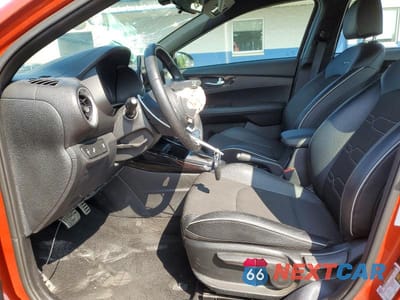 Zdjęcie 7 z 12 samochodu: 2023 KIA FORTE GT LIMITED VIN:3KPF54AD2PE607703 - miniatura