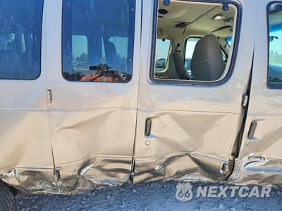 Zdjęcie 11 z 13 samochodu: 2003 FORD ECONOLINE E350 SUPER DUTY WAGON VIN:1FMNE31S73HB17651 - miniatura