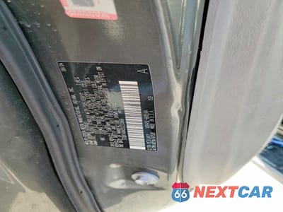 Zdjęcie 12 z 12 samochodu: 2005 TOYOTA SEQUOIA LIMITED VIN:5TDBT48A05S233868 - miniatura