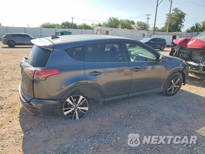 Trzecie zdjęcie samochodu z tyłu: 2018 TOYOTA RAV4 XLE VIN:JTMWFREV7JJ748984 - miniatura