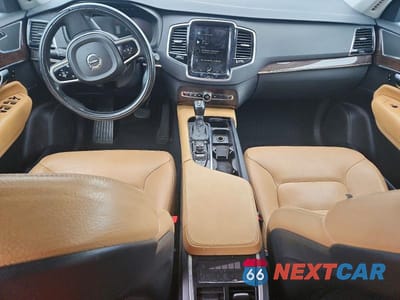 Zdjęcie 8 z 14 samochodu: 2016 VOLVO XC90 T6 VIN:YV4A22PK2G1090268 - miniatura