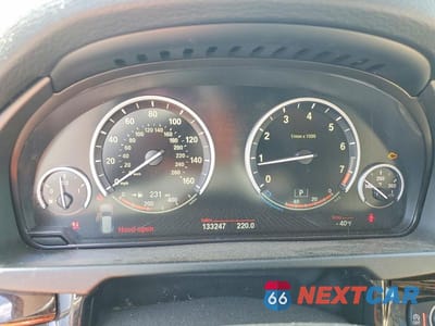 Zdjęcie 9 z 14 samochodu: 2015 BMW X5 XDRIVE35I VIN:5UXKR0C51F0P02857 - miniatura