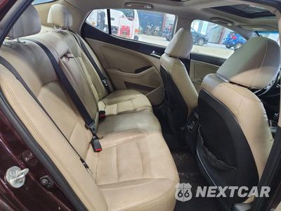 Zdjęcie 10 z 12 samochodu: 2012 KIA OPTIMA EX VIN:5XXGN4A73CG038716 - miniatura