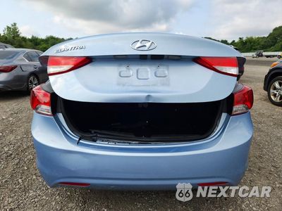 Zdjęcie 6 z 12 samochodu: 2013 HYUNDAI ELANTRA GLS VIN:KMHDH4AE0DU683307 - miniatura