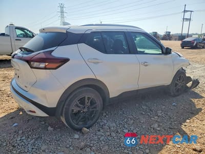 Trzecie zdjęcie samochodu z tyłu: 2023 NISSAN KICKS SV VIN:3N1CP5CV2PL520097 - miniatura