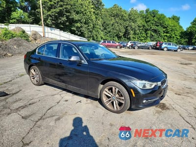 Czwarte zdjęcie samochodu z boku: 2018 BMW 330 XI VIN:WBA8D9G56JNU66689 - miniatura