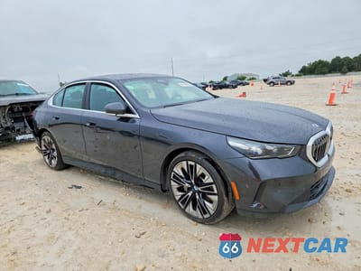 Czwarte zdjęcie samochodu z boku: 2025 BMW 530 I VIN:WBA43FJ06SCU14912 - miniatura