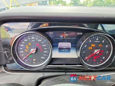 Zdjęcie 9 z 12 samochodu: 2017 MERCEDES-BENZ E 300 4MATIC VIN:WDDZF4KB1HA144227 - miniatura