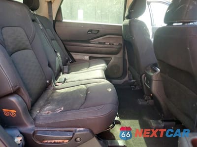 Zdjęcie 11 z 13 samochodu: 2024 NISSAN PATHFINDER S VIN:5N1DR3AA1RC201753 - miniatura