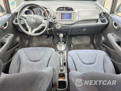Zdjęcie 8 z 12 samochodu: 2009 HONDA FIT SPORT VIN:JHMGE88689S038759 - miniatura