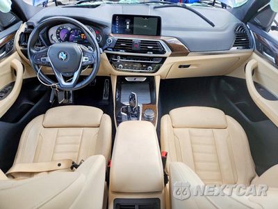 Zdjęcie 8 z 14 samochodu: 2018 BMW X3 XDRIVEM40I VIN:5UXTS3C51J0Z02544 - miniatura